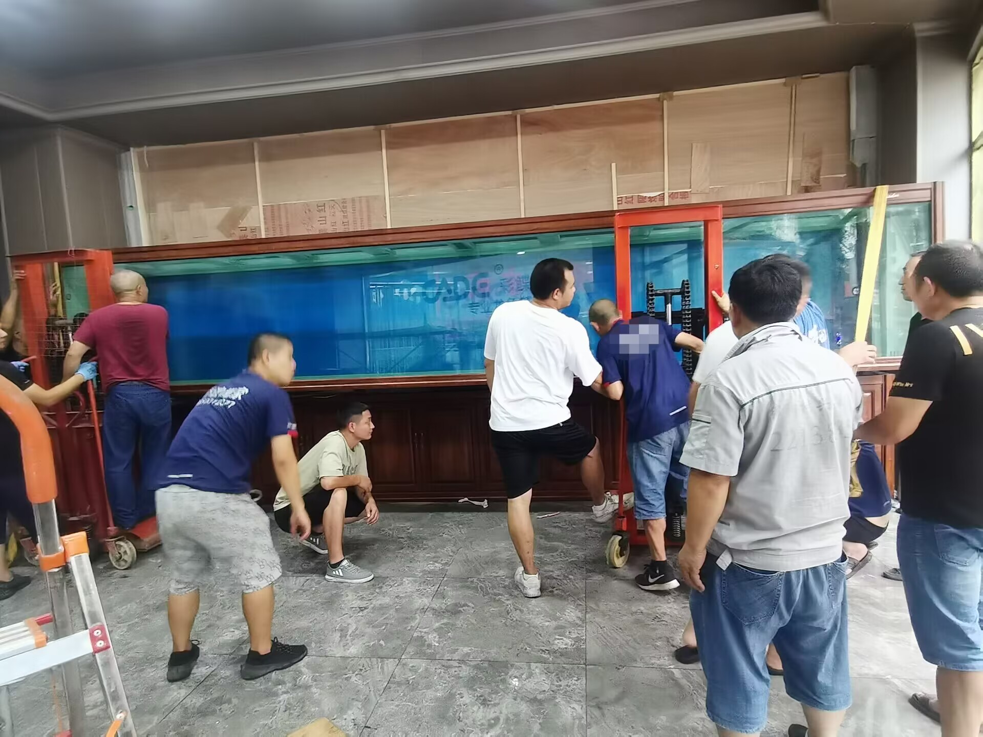 物流貨運(yùn)搬家，提供4.2米